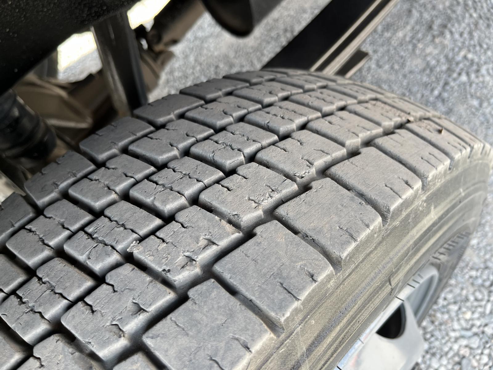 ./imagenes/INVOICE/2019/17879/FORD F250 HIGH RAIL CREW CAB UTILITY 4X4  (17).JPG